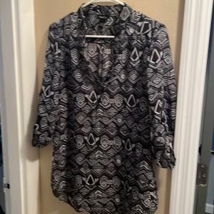 Rue21 small sheer black & silver patterned blouse. 3/4 sleeves. Nice bottom.